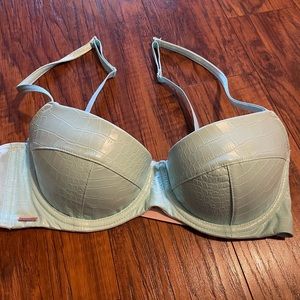 Sexy Savage X Fenty Balconette Bra 36C